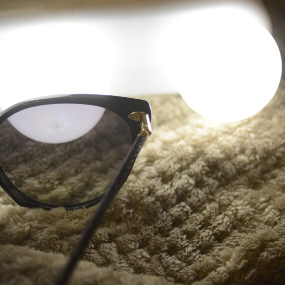 Louis Vuitton First Square Sunglasses - Picture 11 of 14